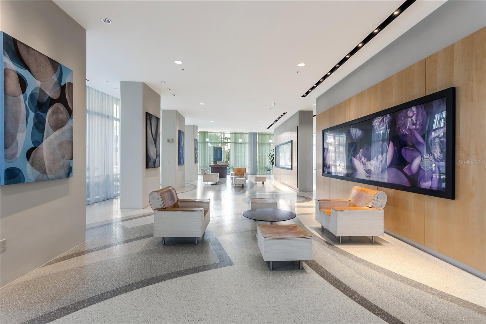 Image 3 of 34 For 150 Robinson Street 1023