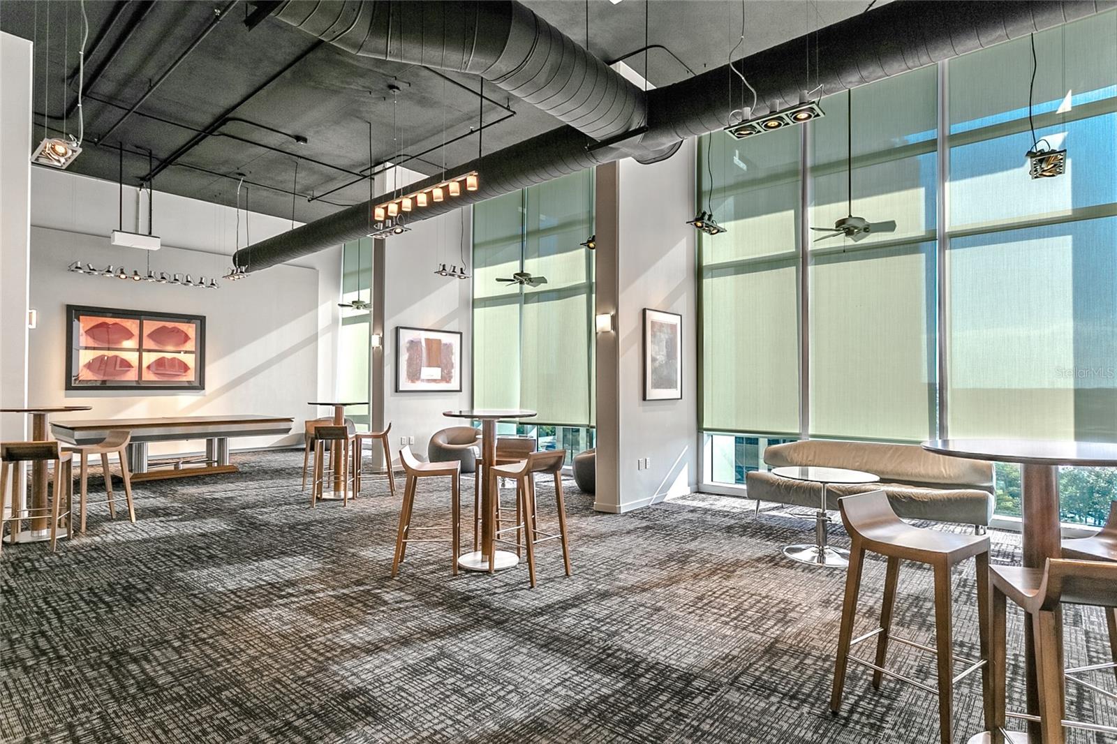 Image 30 of 34 For 150 Robinson Street 1023