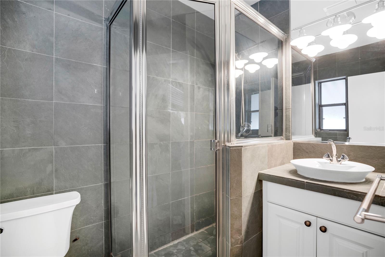 Image 17 of 33 For 3709 Mockingbird Lane