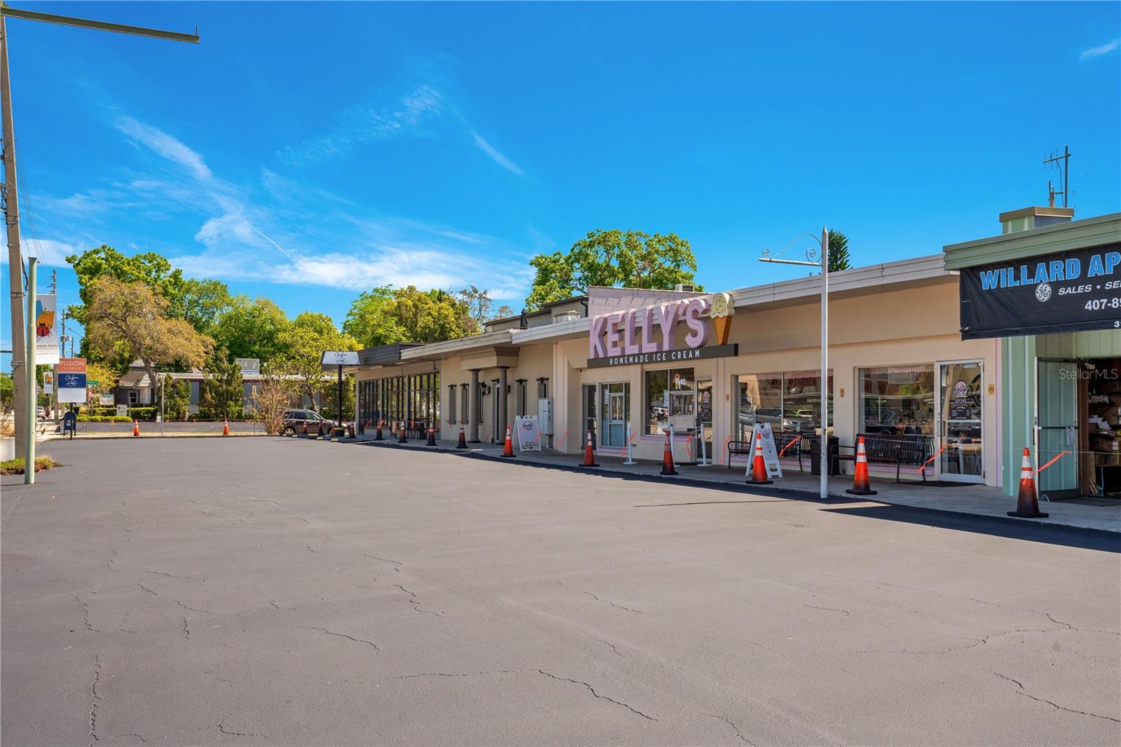 Image 31 of 33 For 3709 Mockingbird Lane