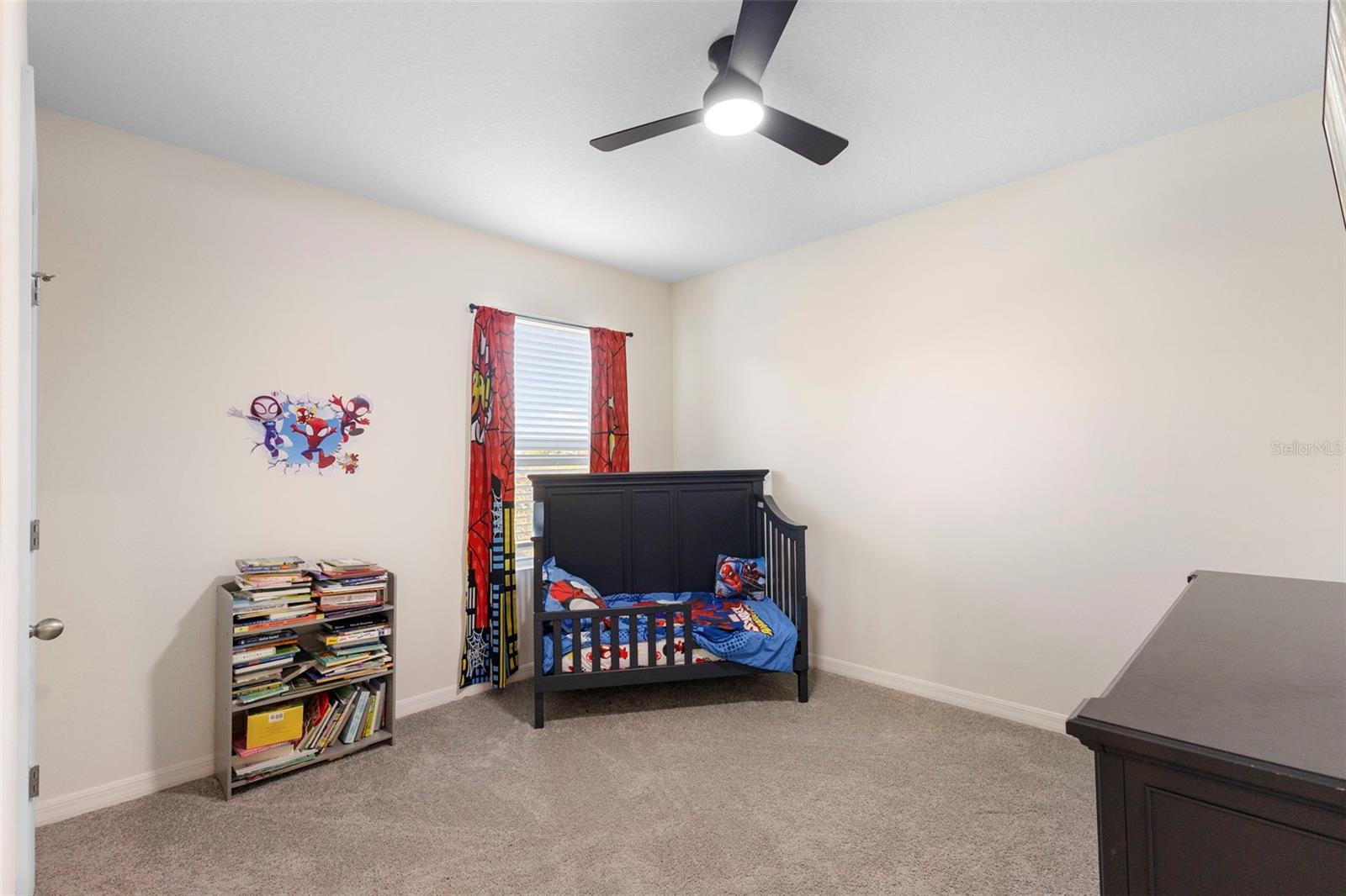 Image 14 of 39 For 821 Amhurst Drive