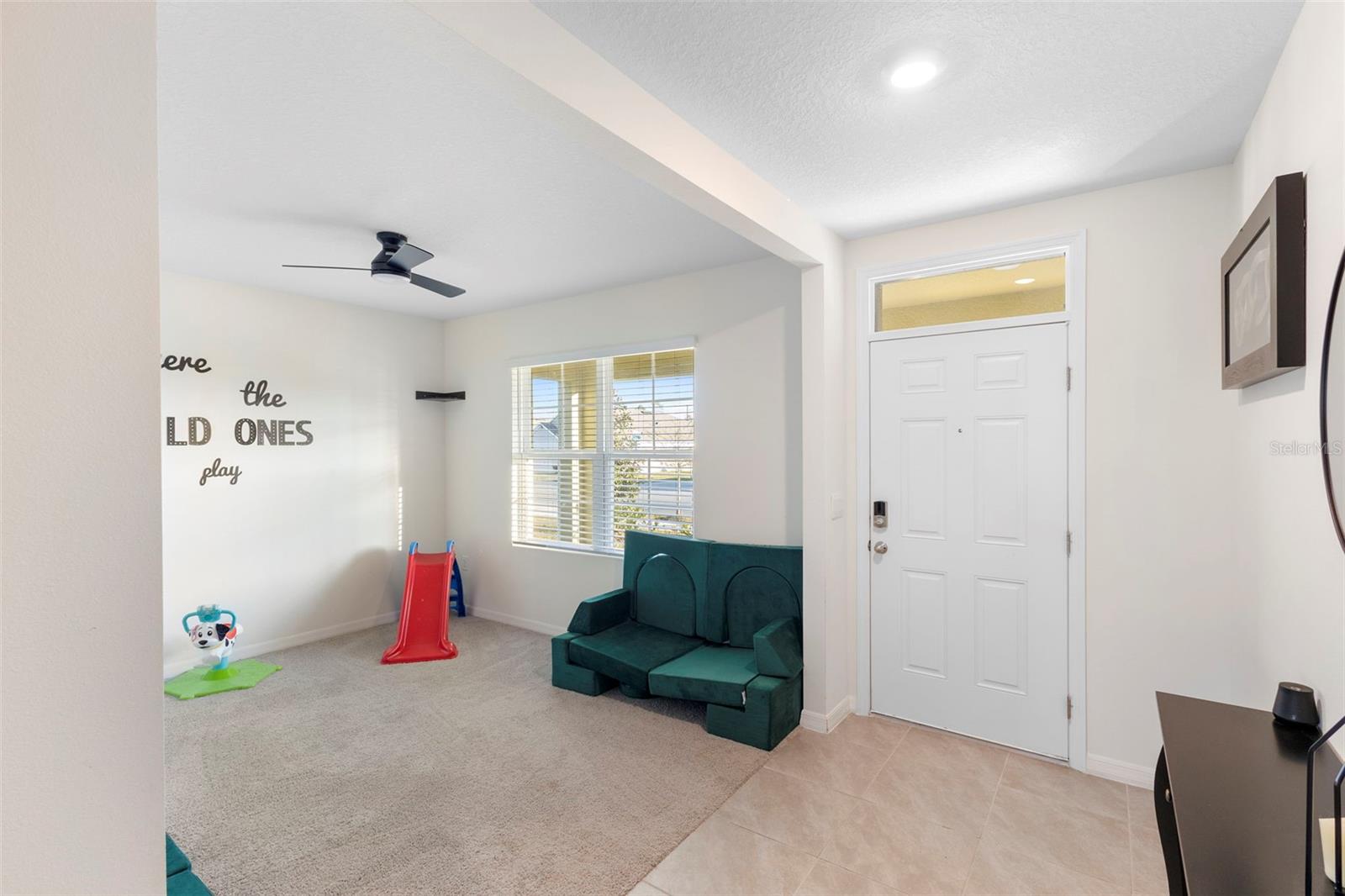 Image 32 of 39 For 821 Amhurst Drive