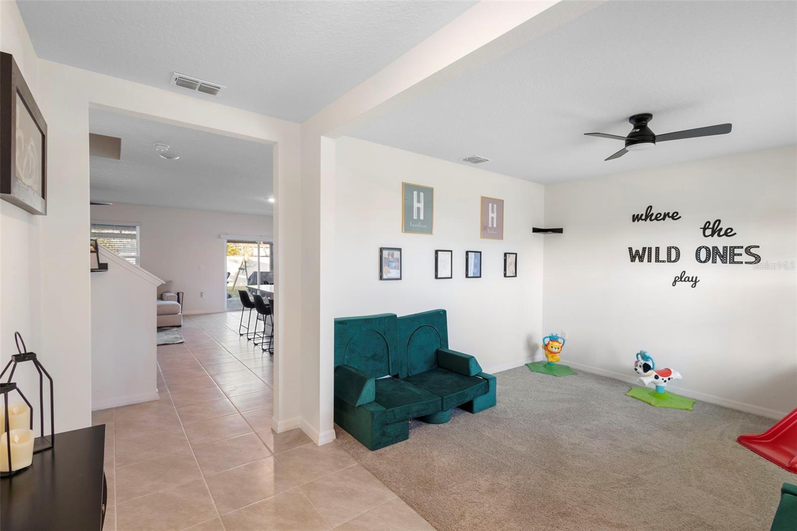 Image 33 of 39 For 821 Amhurst Drive