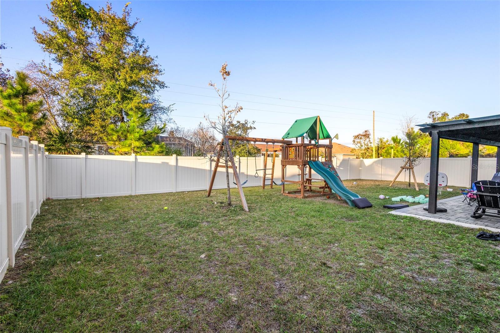 Image 34 of 39 For 821 Amhurst Drive