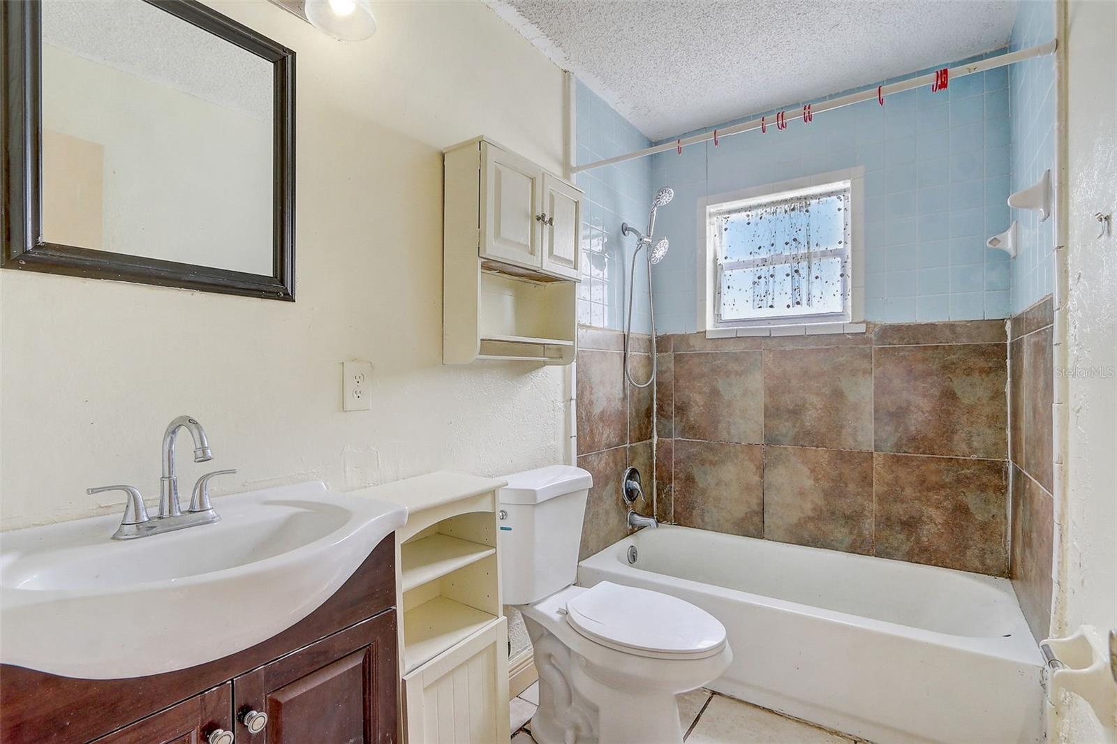 Image 14 of 27 For 4645 Conley Street