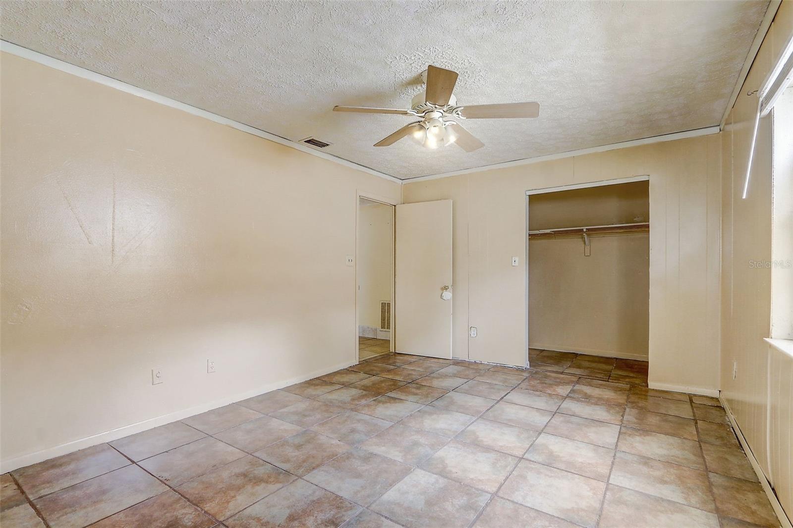 Image 16 of 27 For 4645 Conley Street