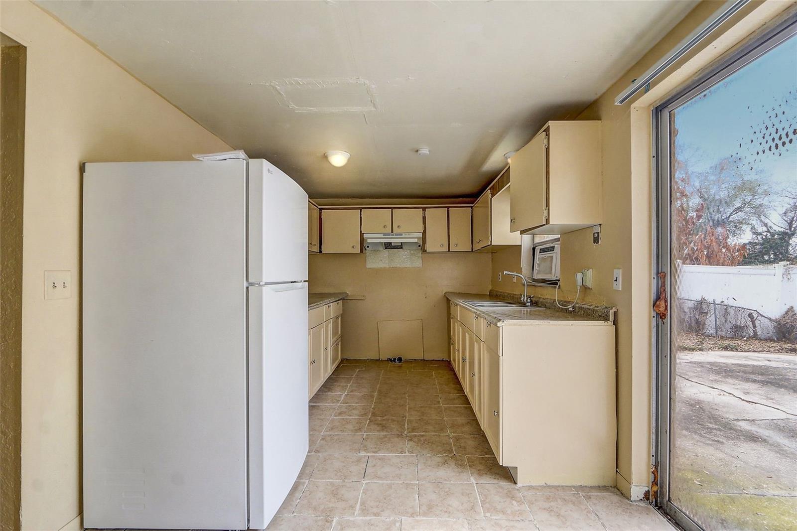 Image 9 of 27 For 4645 Conley Street