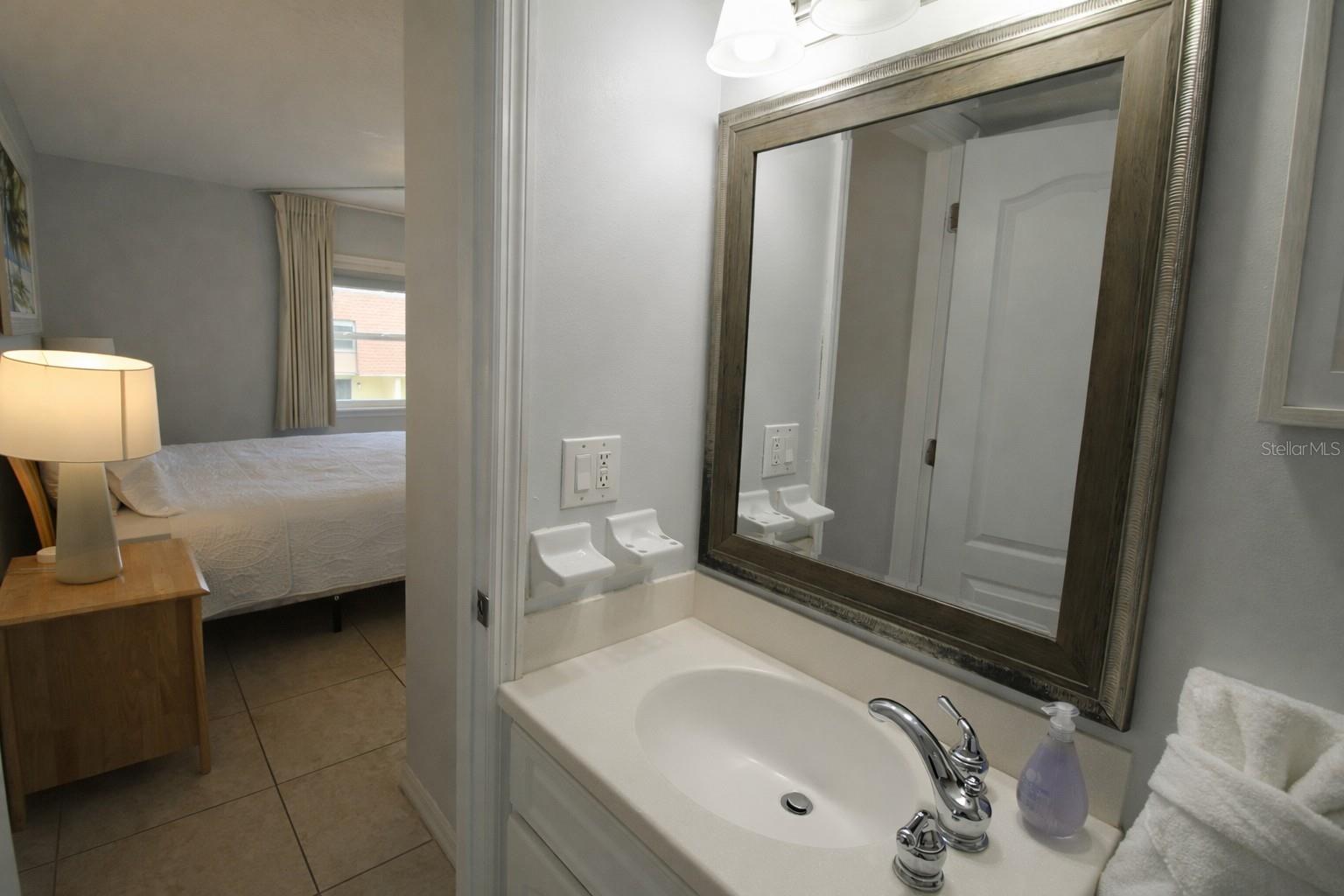 Image 25 of 30 For 5200 Ocean Beach Boulevard 213