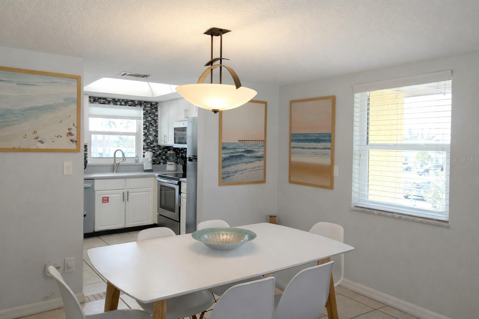 Image 3 of 30 For 5200 Ocean Beach Boulevard 213