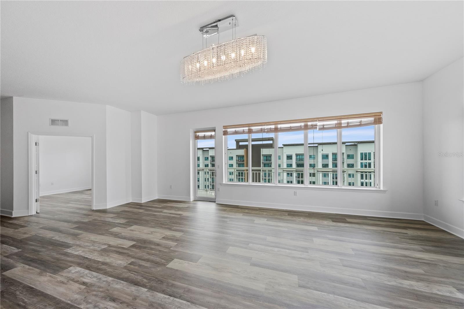 Image 12 of 39 For 100 Eola Drive 1214