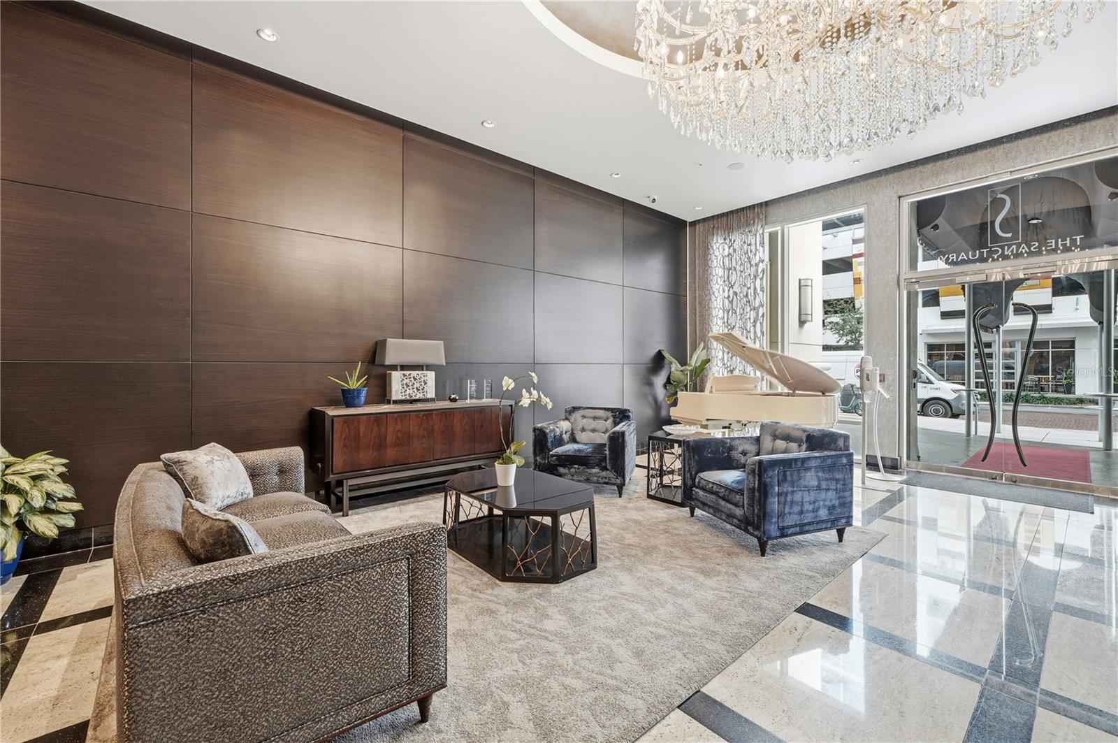 Image 3 of 39 For 100 Eola Drive 1214