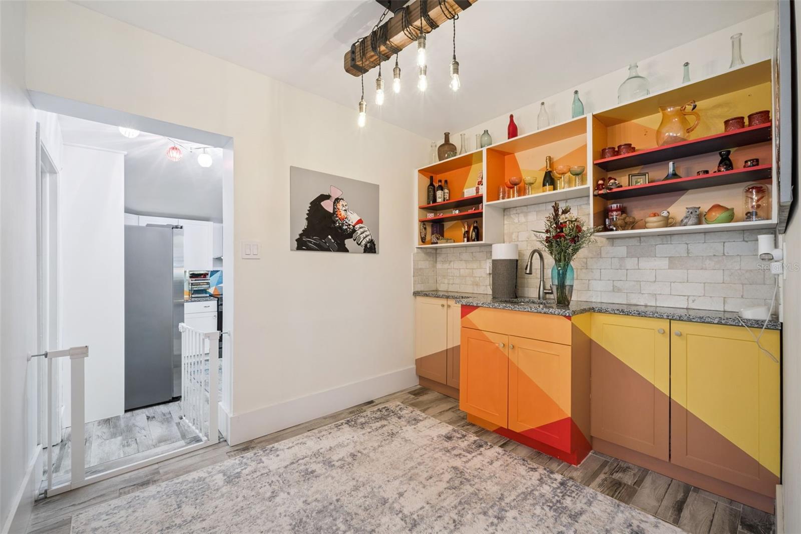 Image 13 of 28 For 212 Glenwood Avenue