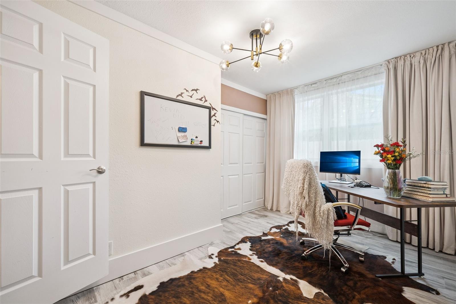 Image 22 of 28 For 212 Glenwood Avenue