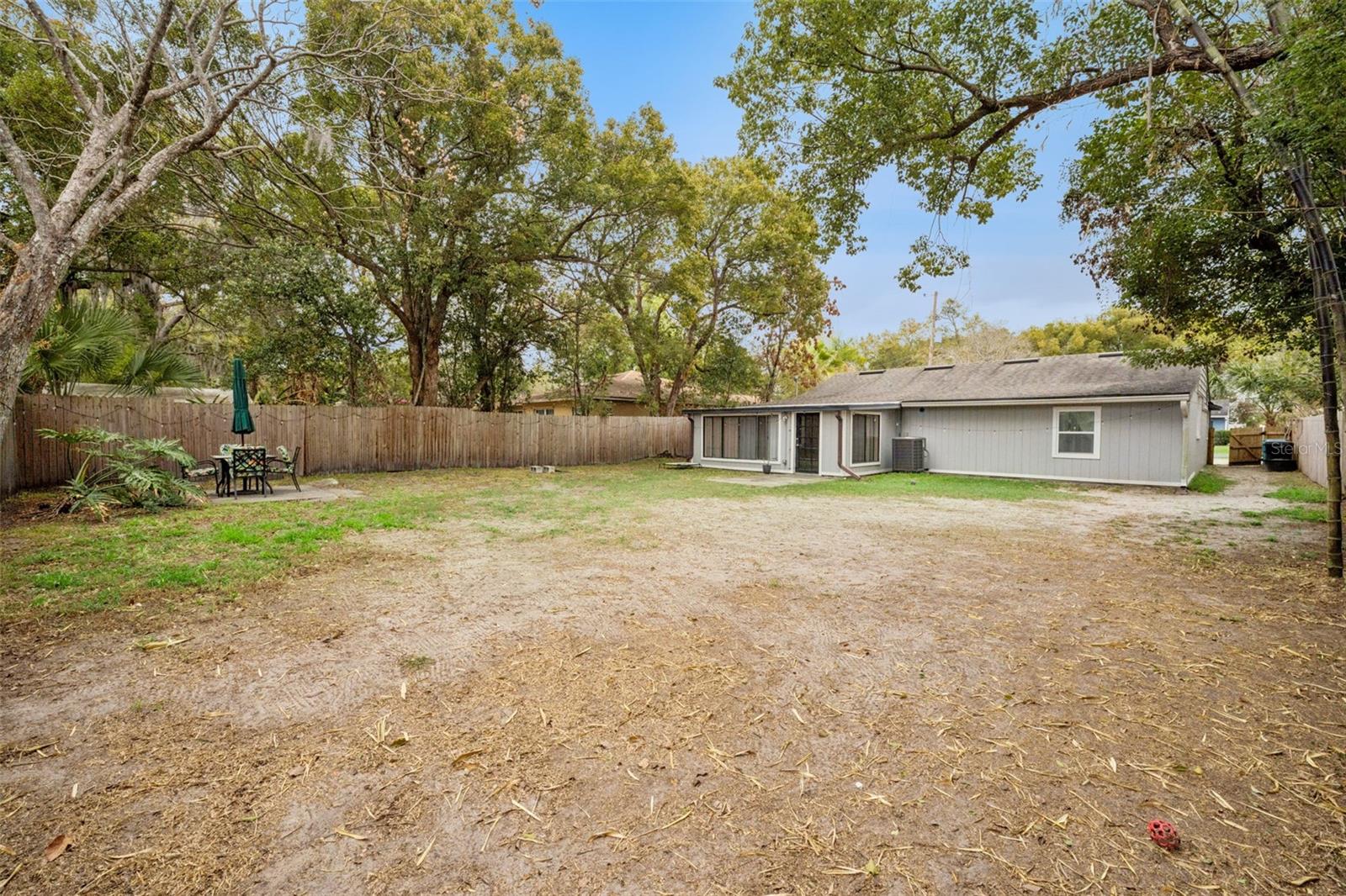 Image 25 of 28 For 212 Glenwood Avenue