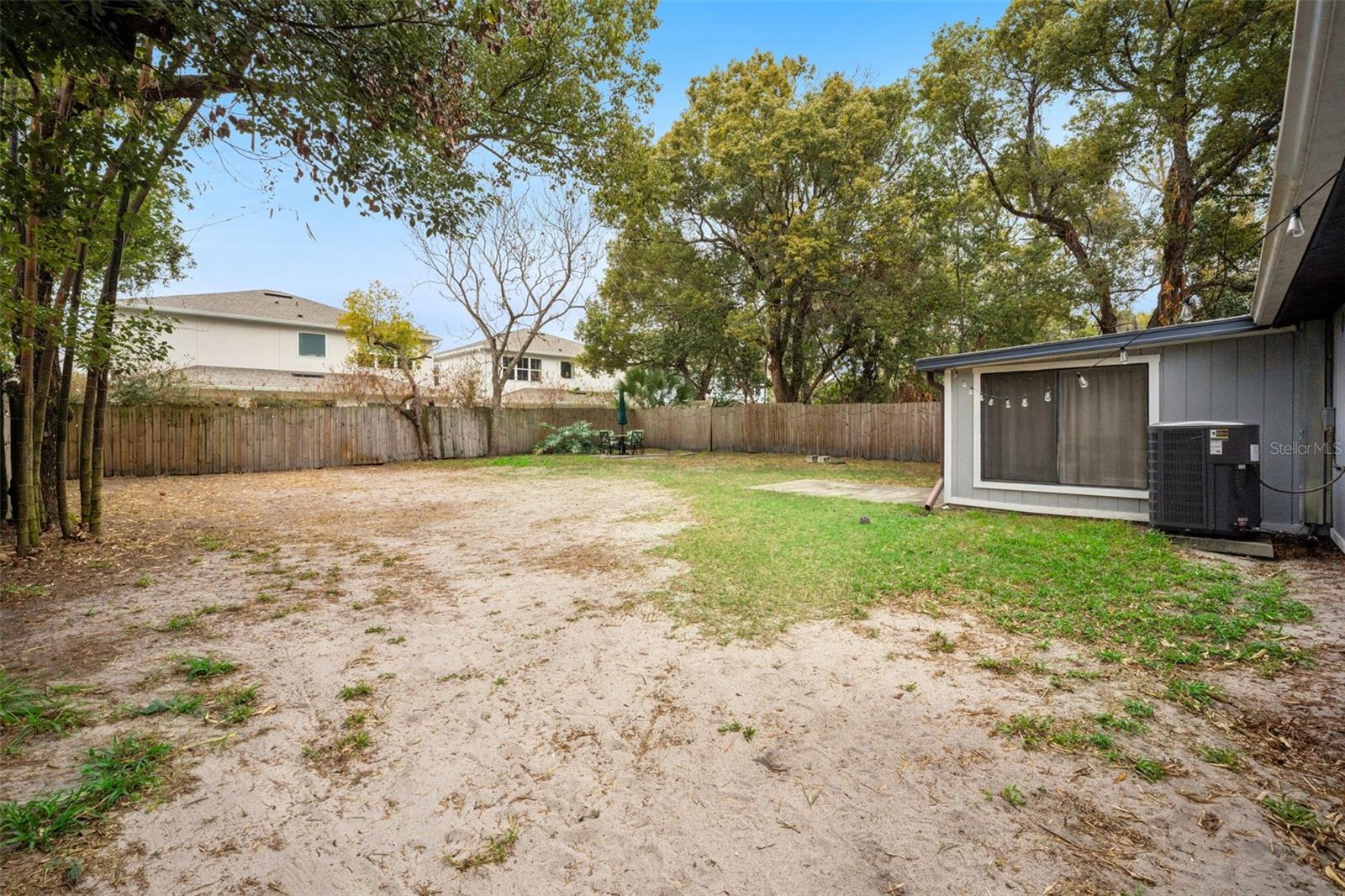 Image 27 of 28 For 212 Glenwood Avenue