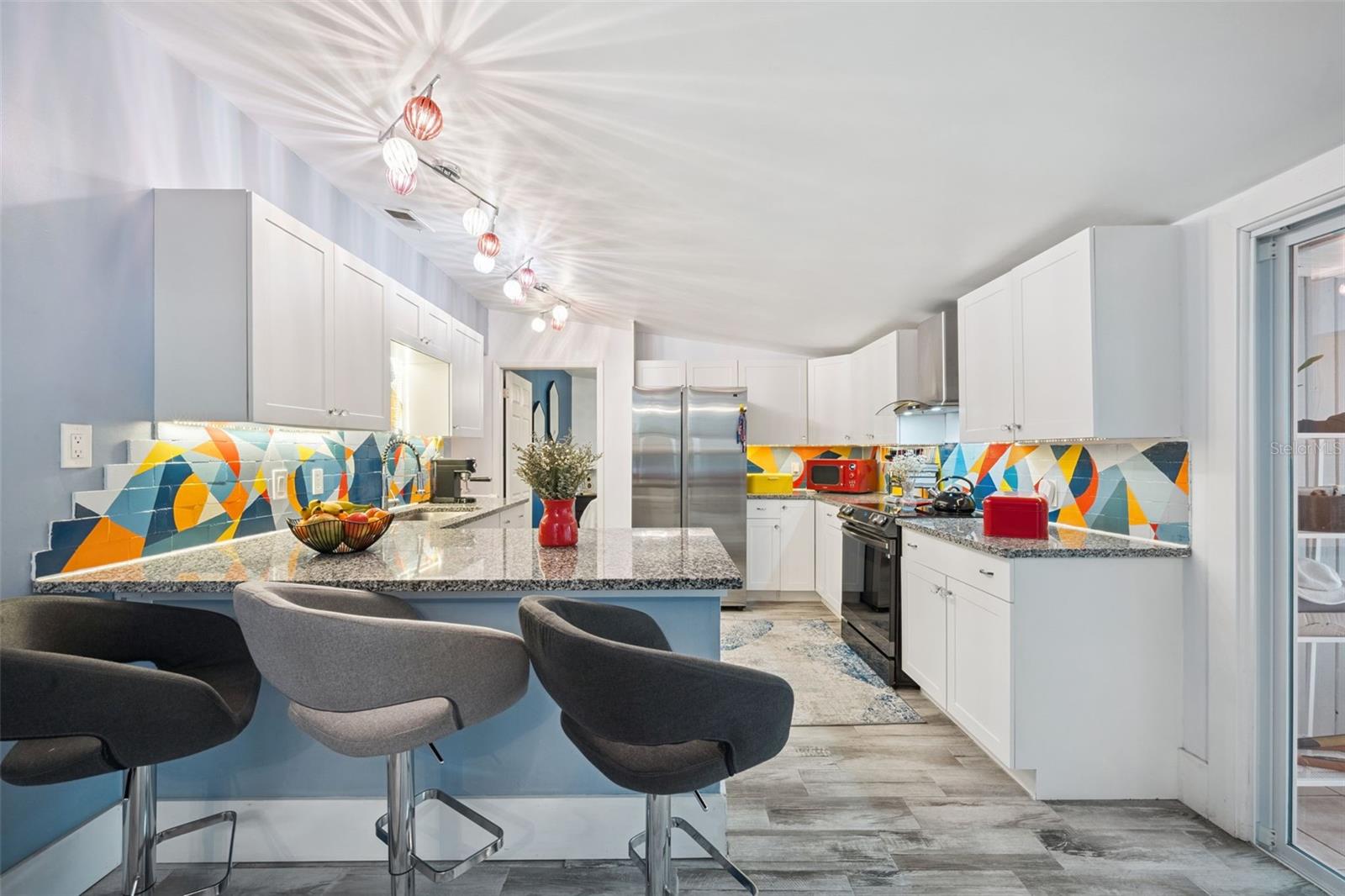 Image 8 of 28 For 212 Glenwood Avenue