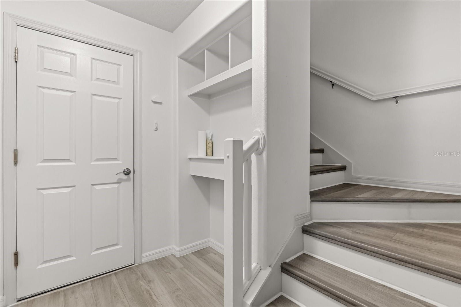 Image 30 of 39 For 608 Jesup Springs Lane