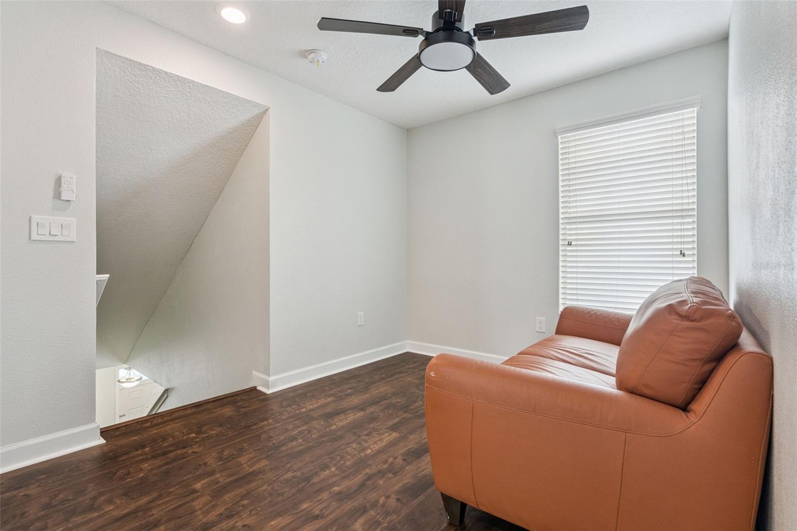 Image 16 of 62 For 4633 Fairy Tale Circle