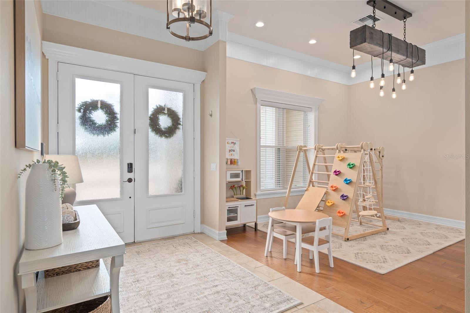 Image 10 of 69 For 5301 Carson Street