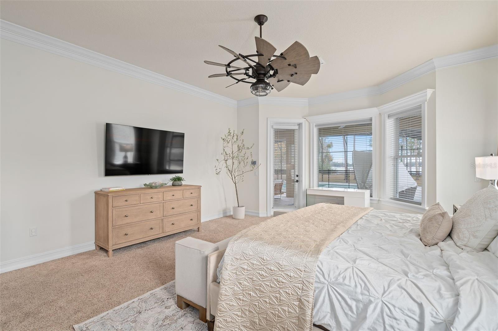 Image 22 of 69 For 5301 Carson Street