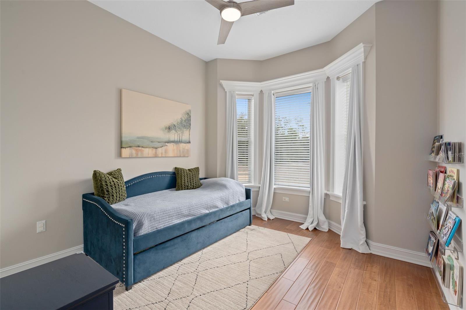 Image 30 of 69 For 5301 Carson Street