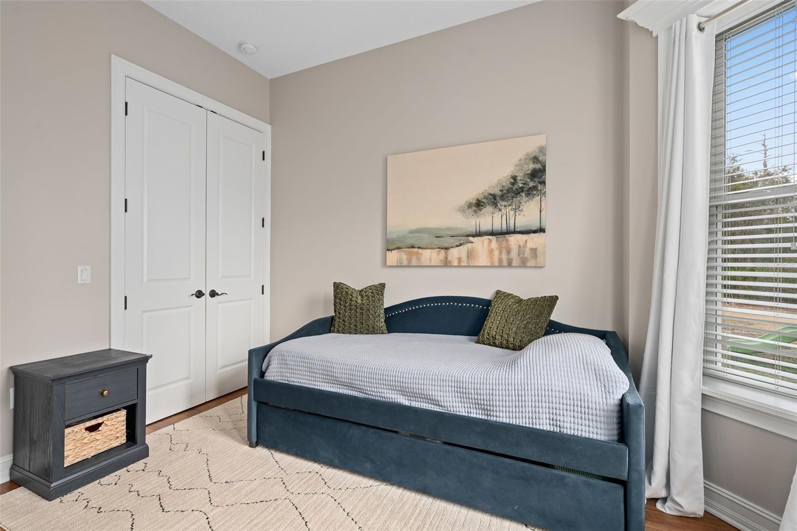 Image 31 of 69 For 5301 Carson Street