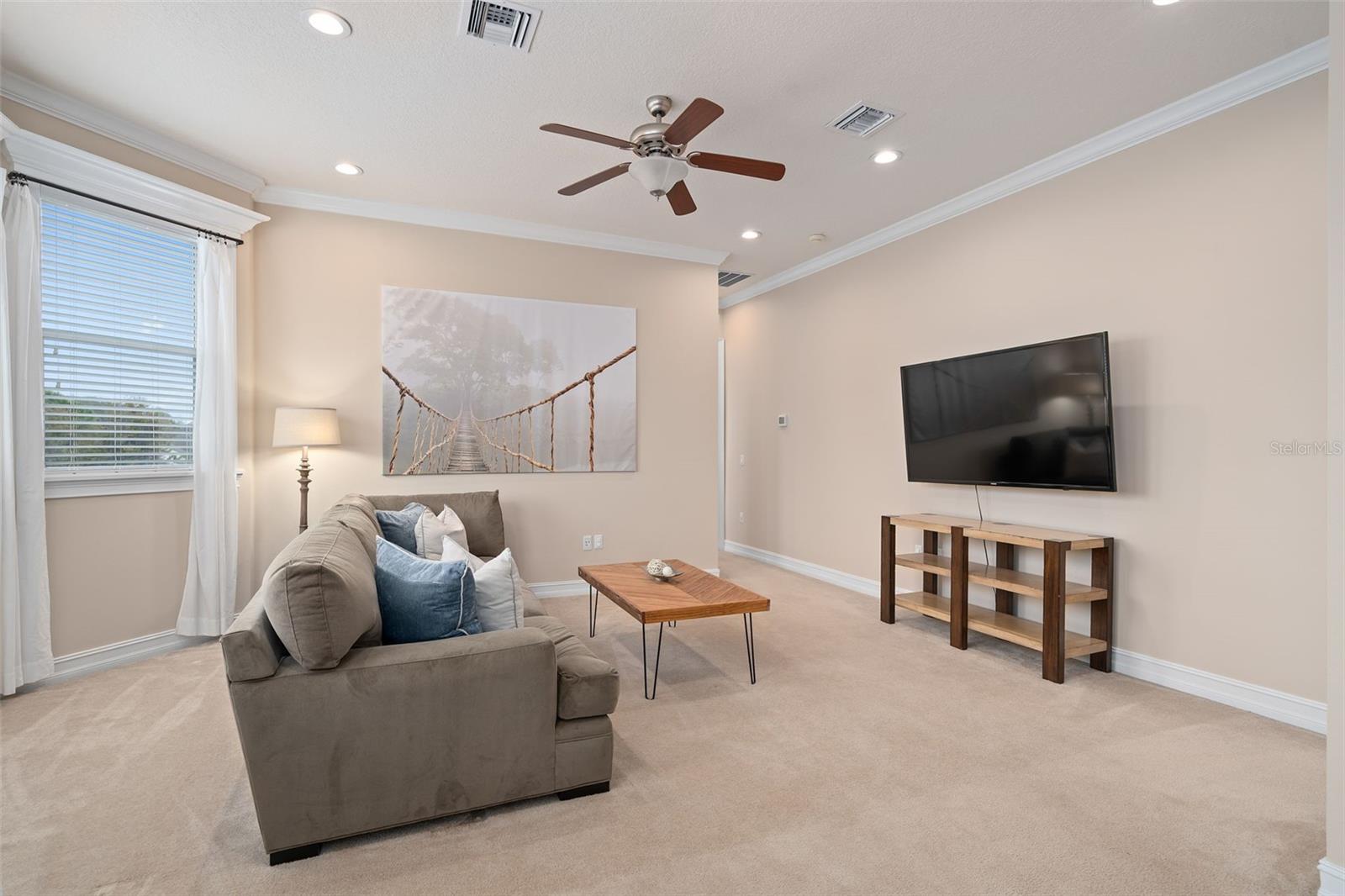 Image 35 of 69 For 5301 Carson Street