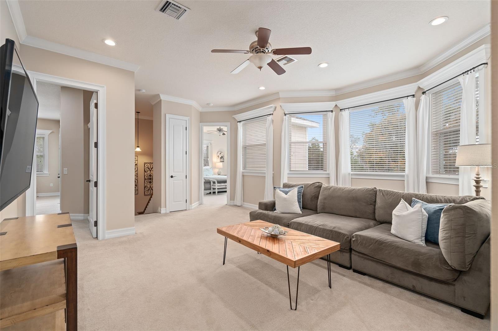 Image 36 of 69 For 5301 Carson Street