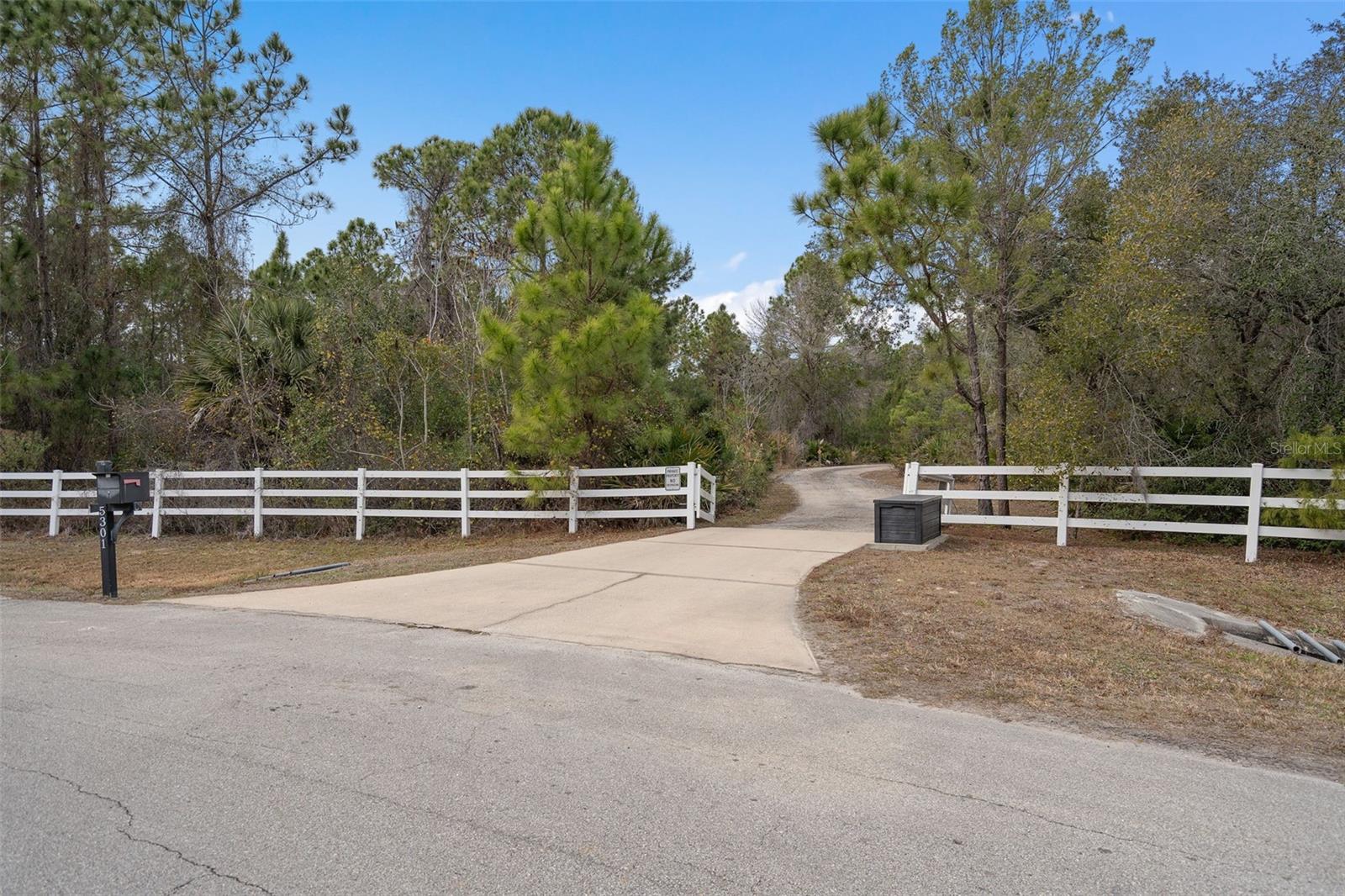 Image 54 of 69 For 5301 Carson Street