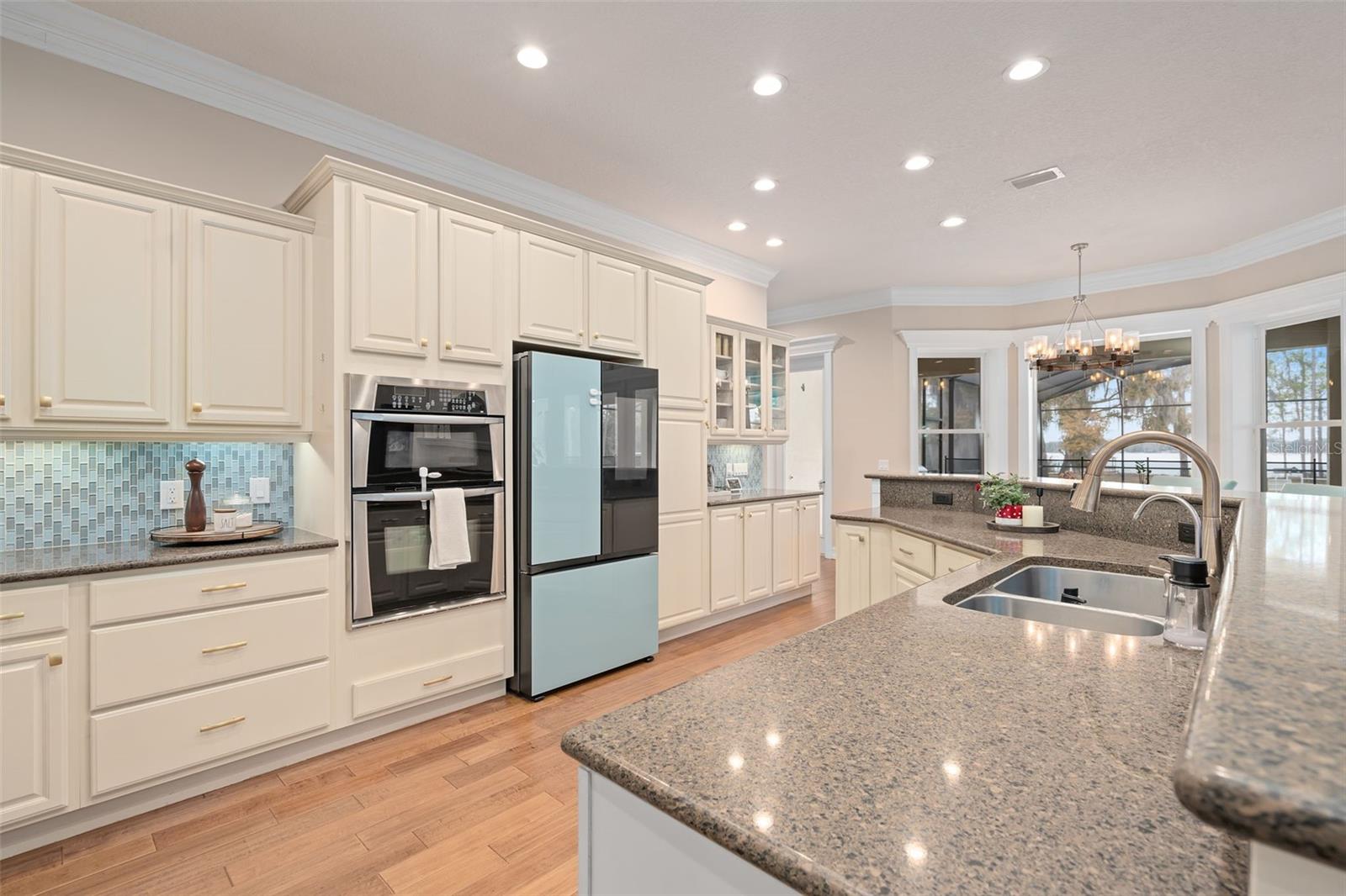 Image 6 of 69 For 5301 Carson Street