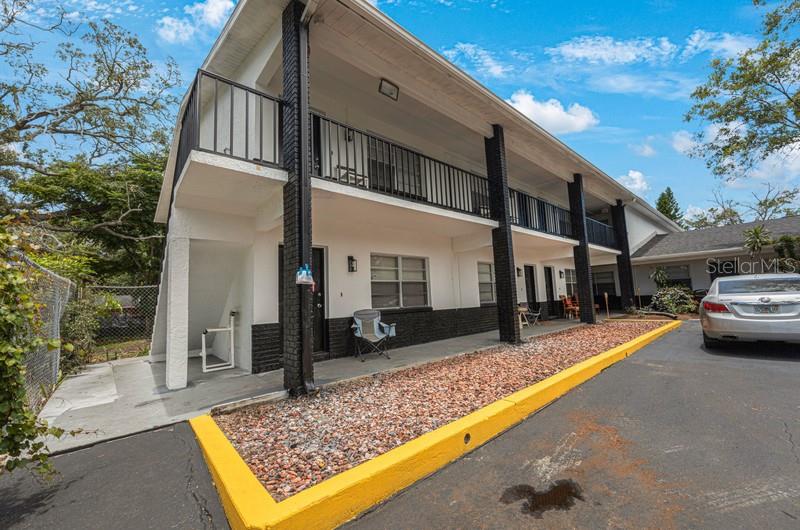 Image 12 of 18 For 1132 Auburn Street