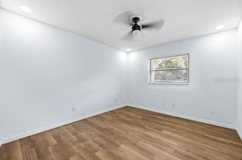 Image 8 of 18 For 1132 Auburn Street