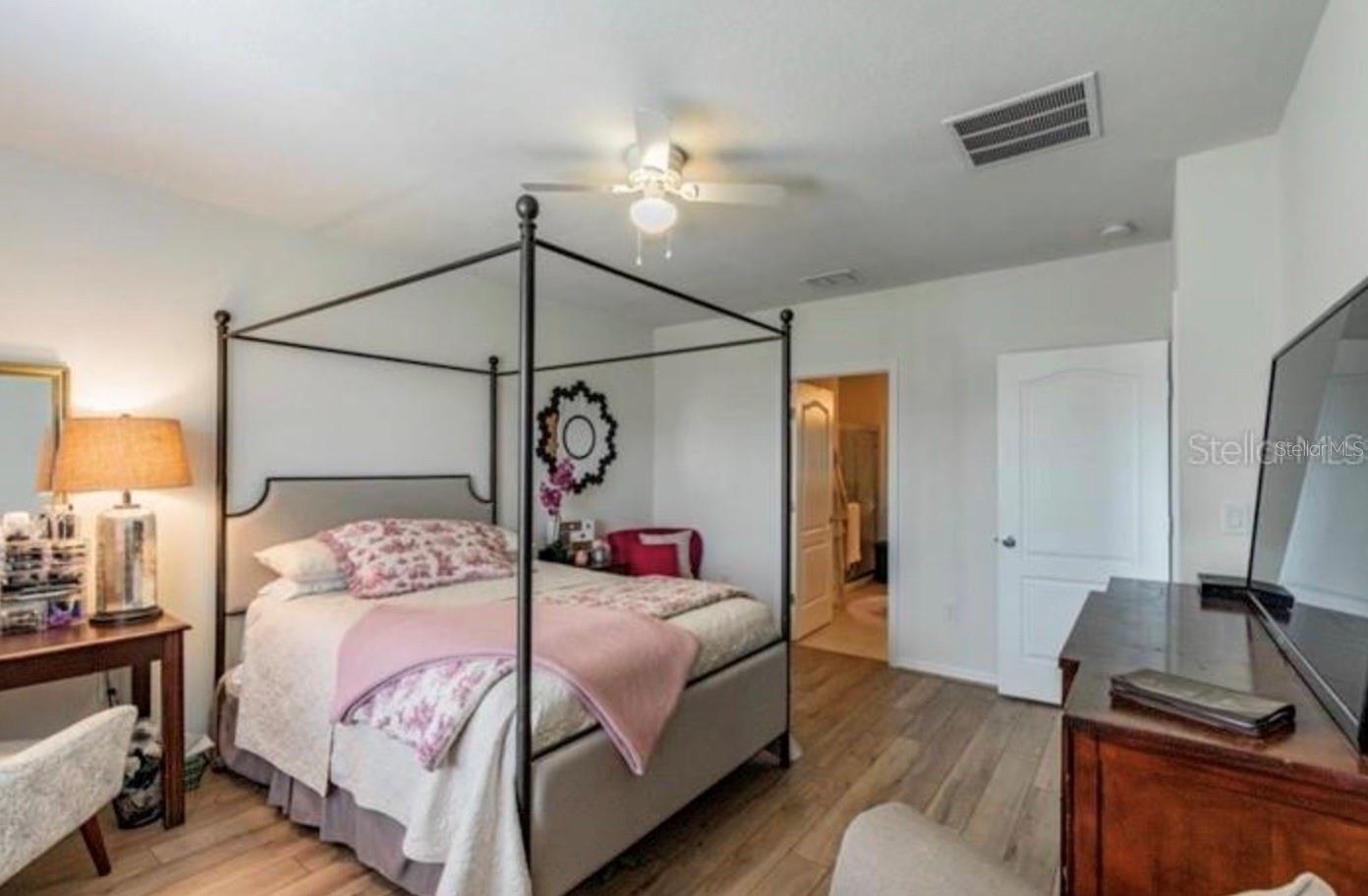 Image 13 of 32 For 3812 Broadlands Lane