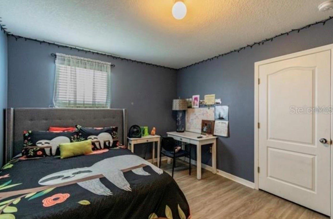 Image 20 of 32 For 3812 Broadlands Lane