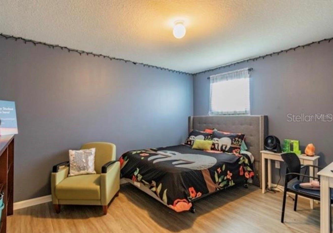 Image 21 of 32 For 3812 Broadlands Lane