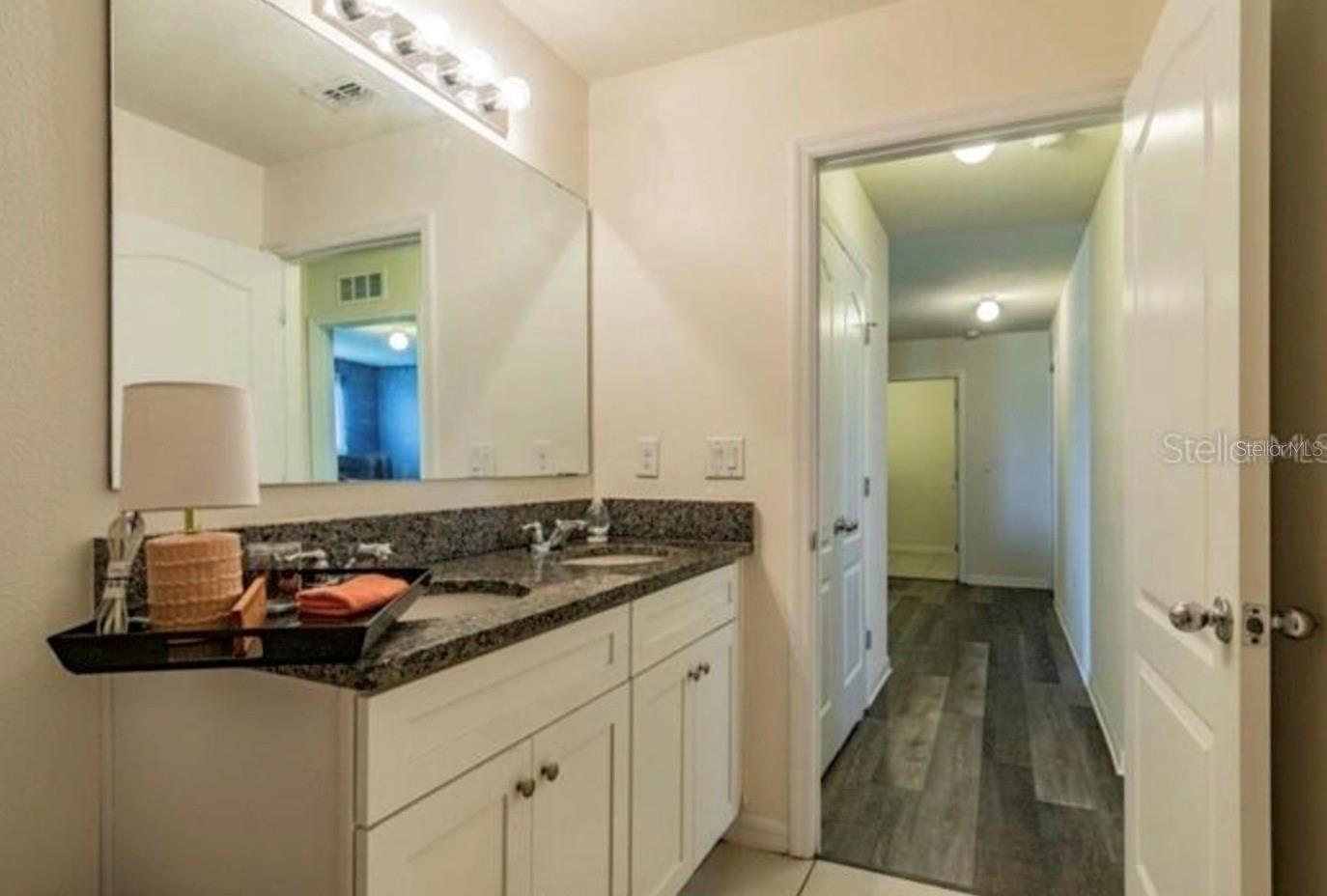 Image 25 of 32 For 3812 Broadlands Lane