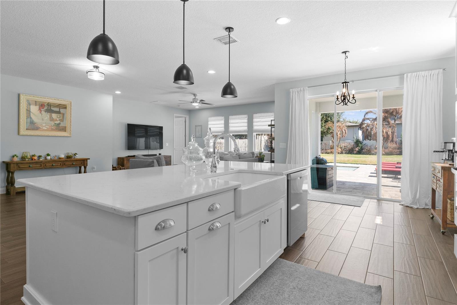 Image 17 of 48 For 1689 Cranleigh Dr