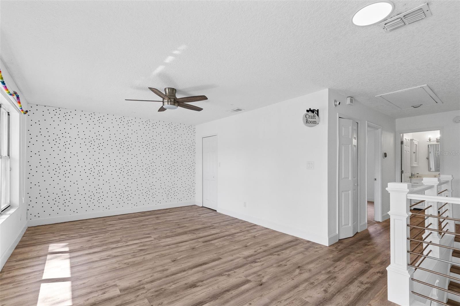 Image 10 of 37 For 1927 Palm View Drive