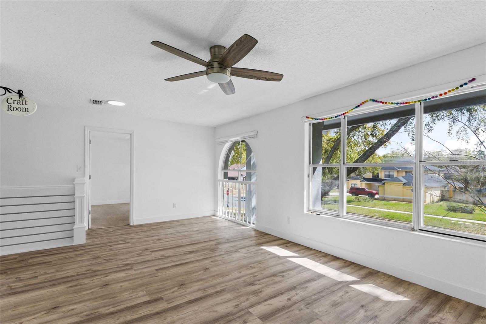 Image 11 of 37 For 1927 Palm View Drive