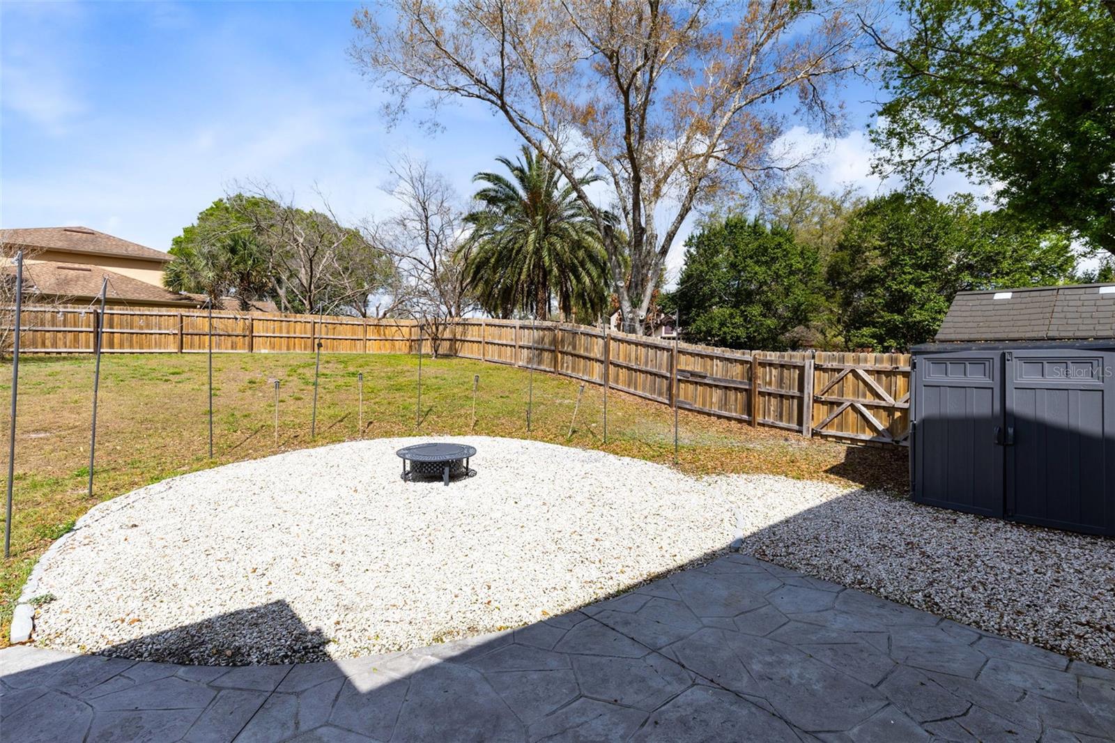 Image 31 of 37 For 1927 Palm View Drive