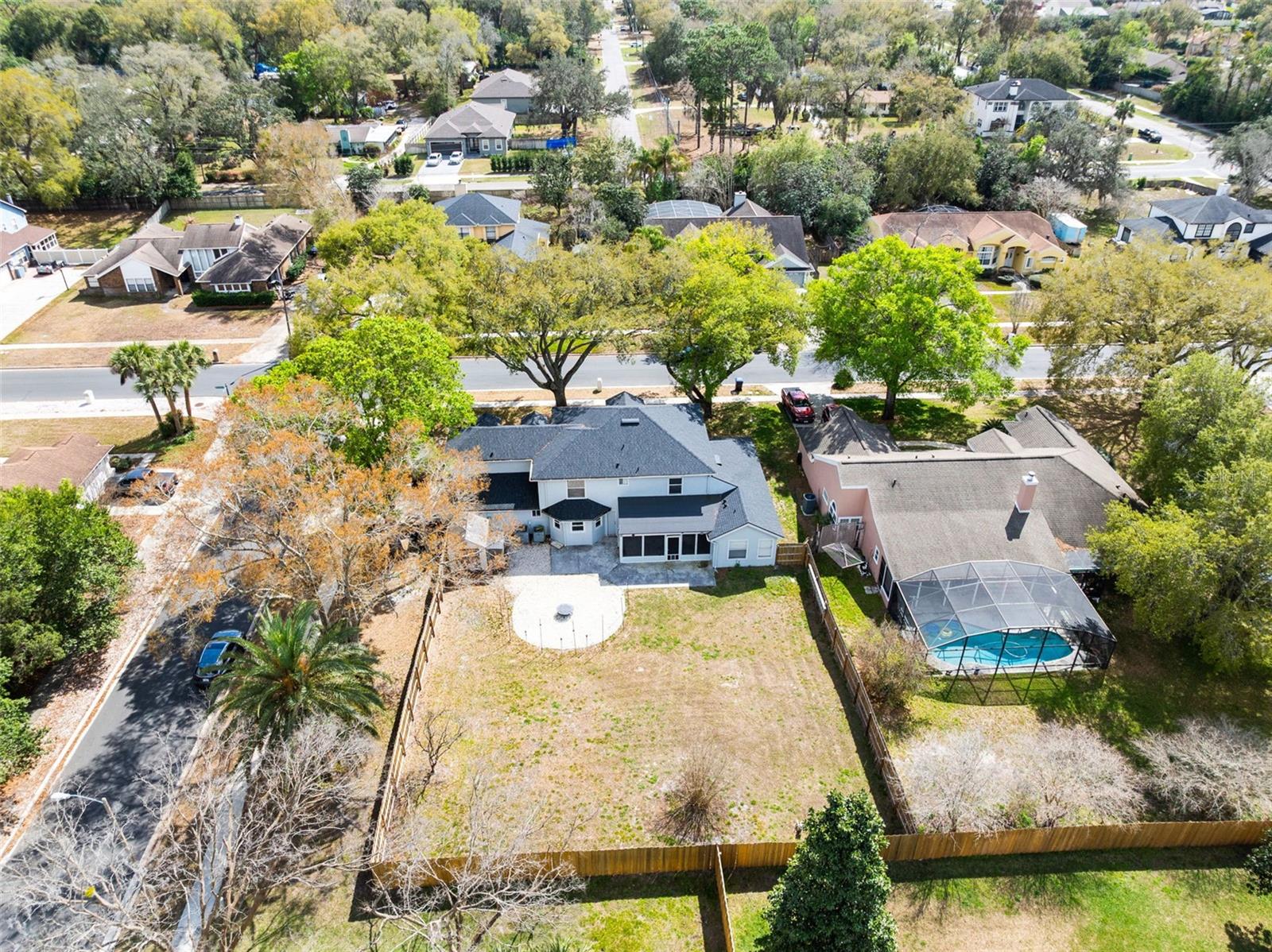 Image 35 of 37 For 1927 Palm View Drive