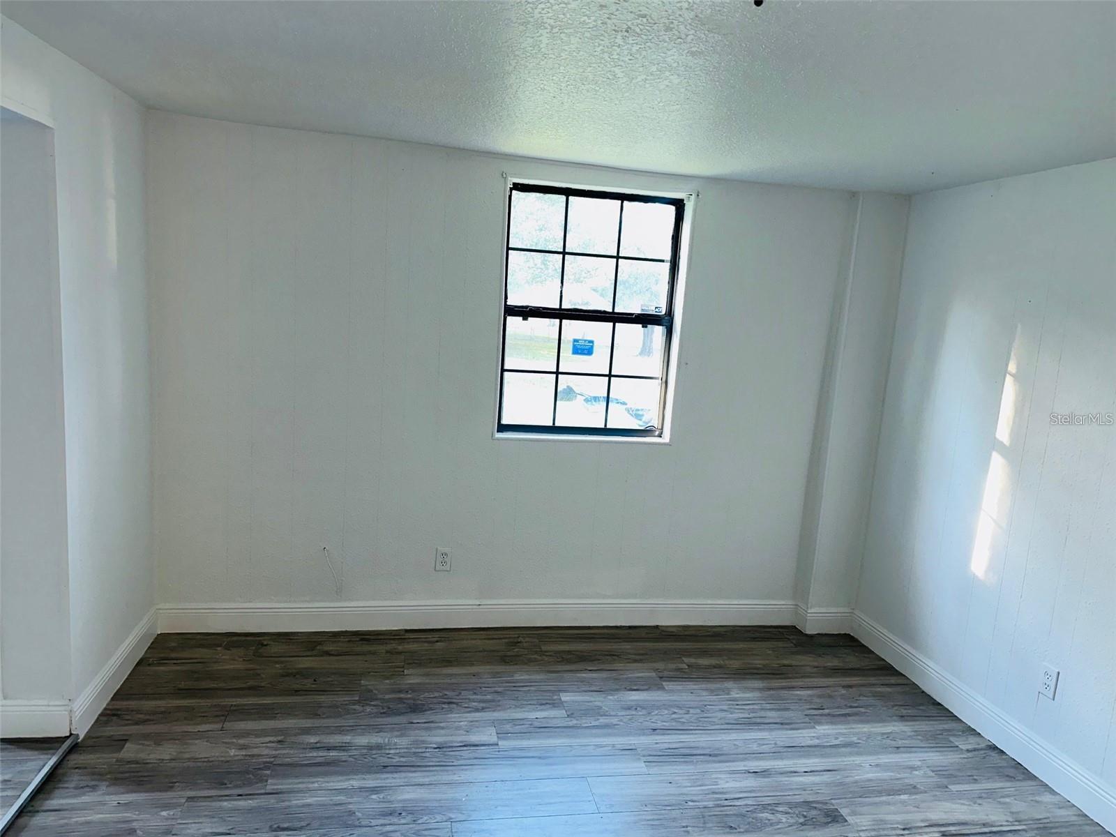 Image 10 of 10 For 10221 Beam Street