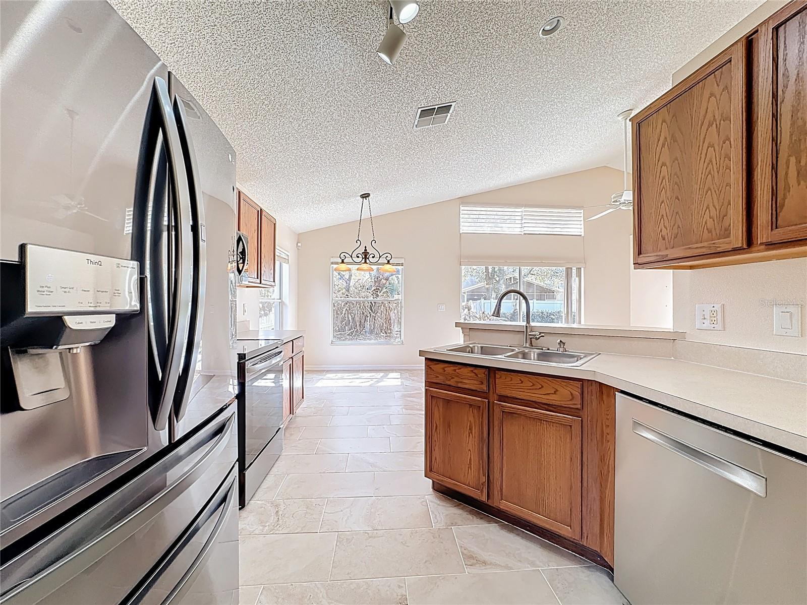 Image 12 of 41 For 3817 Shawn Circle