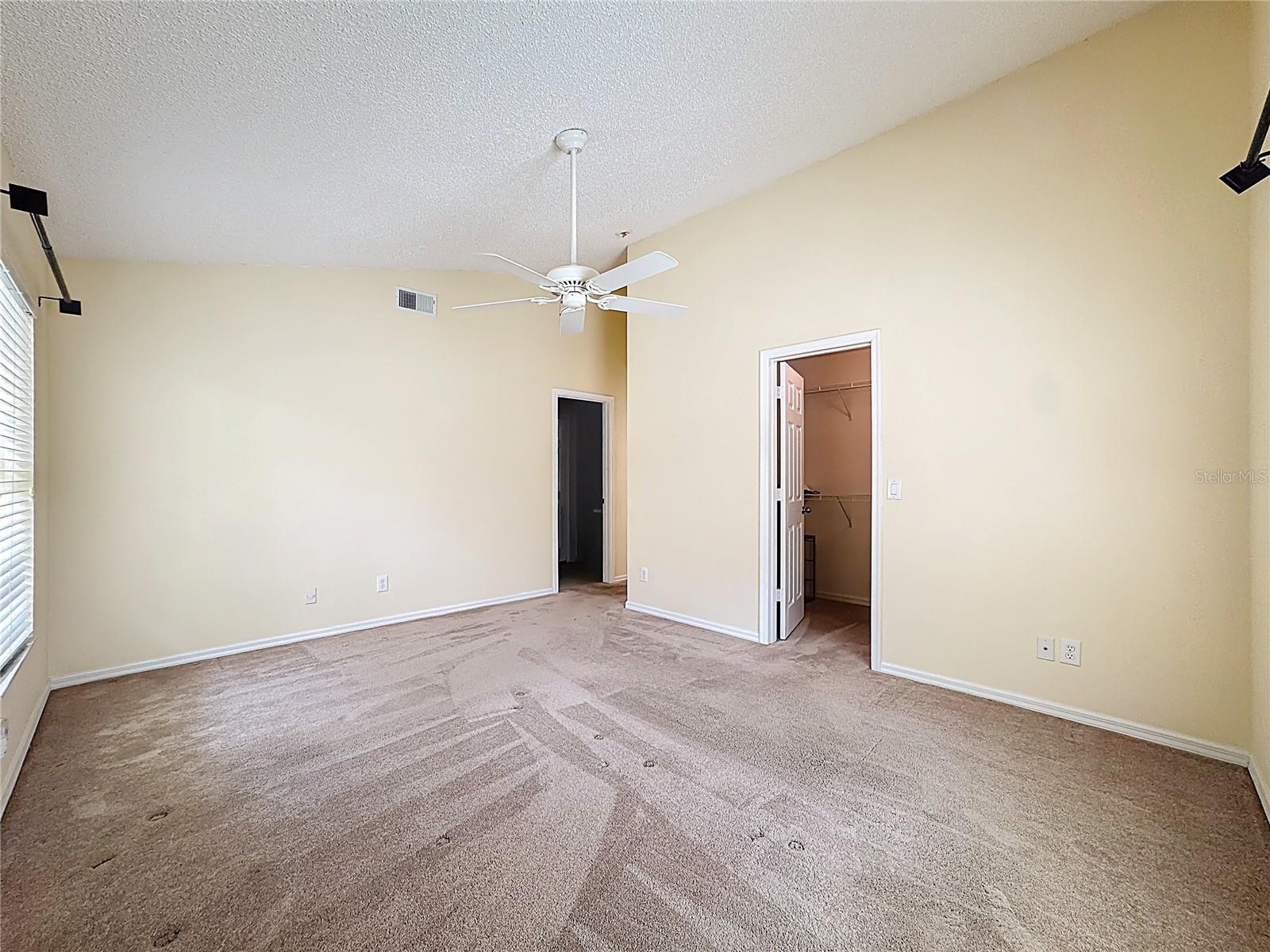 Image 24 of 41 For 3817 Shawn Circle