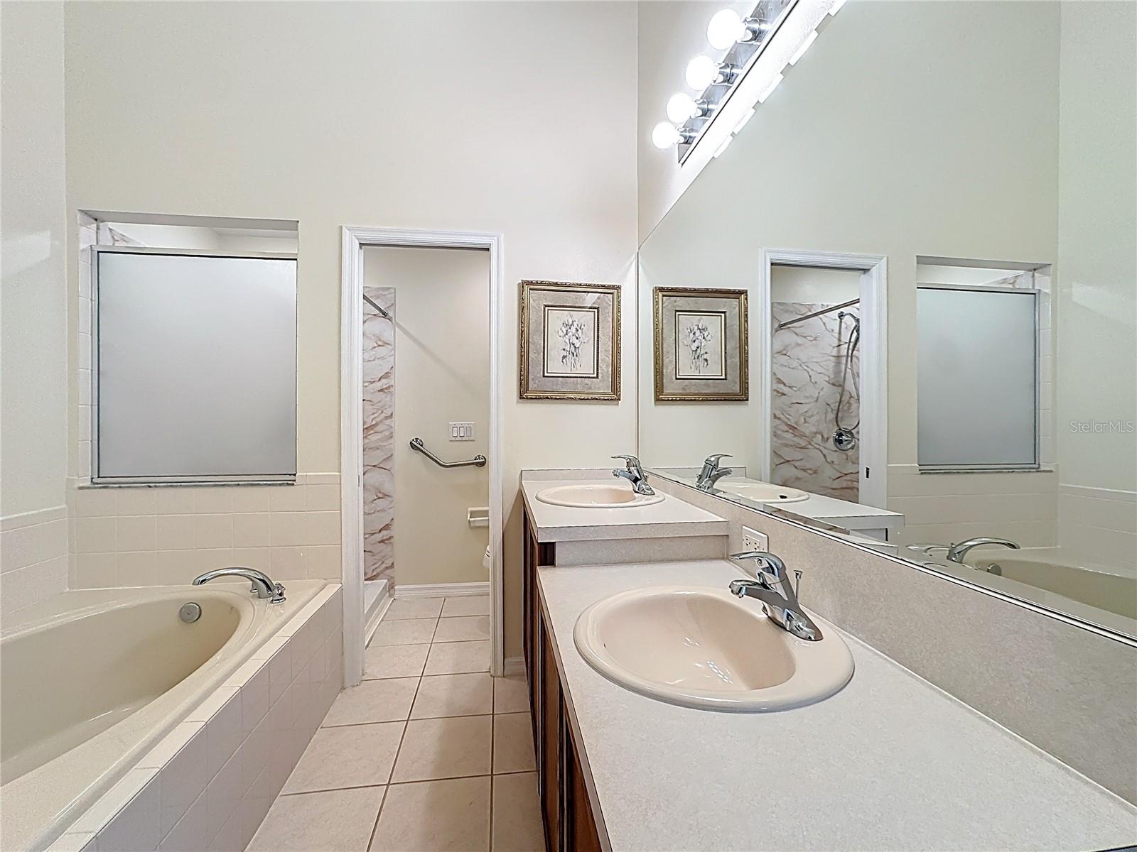 Image 26 of 41 For 3817 Shawn Circle