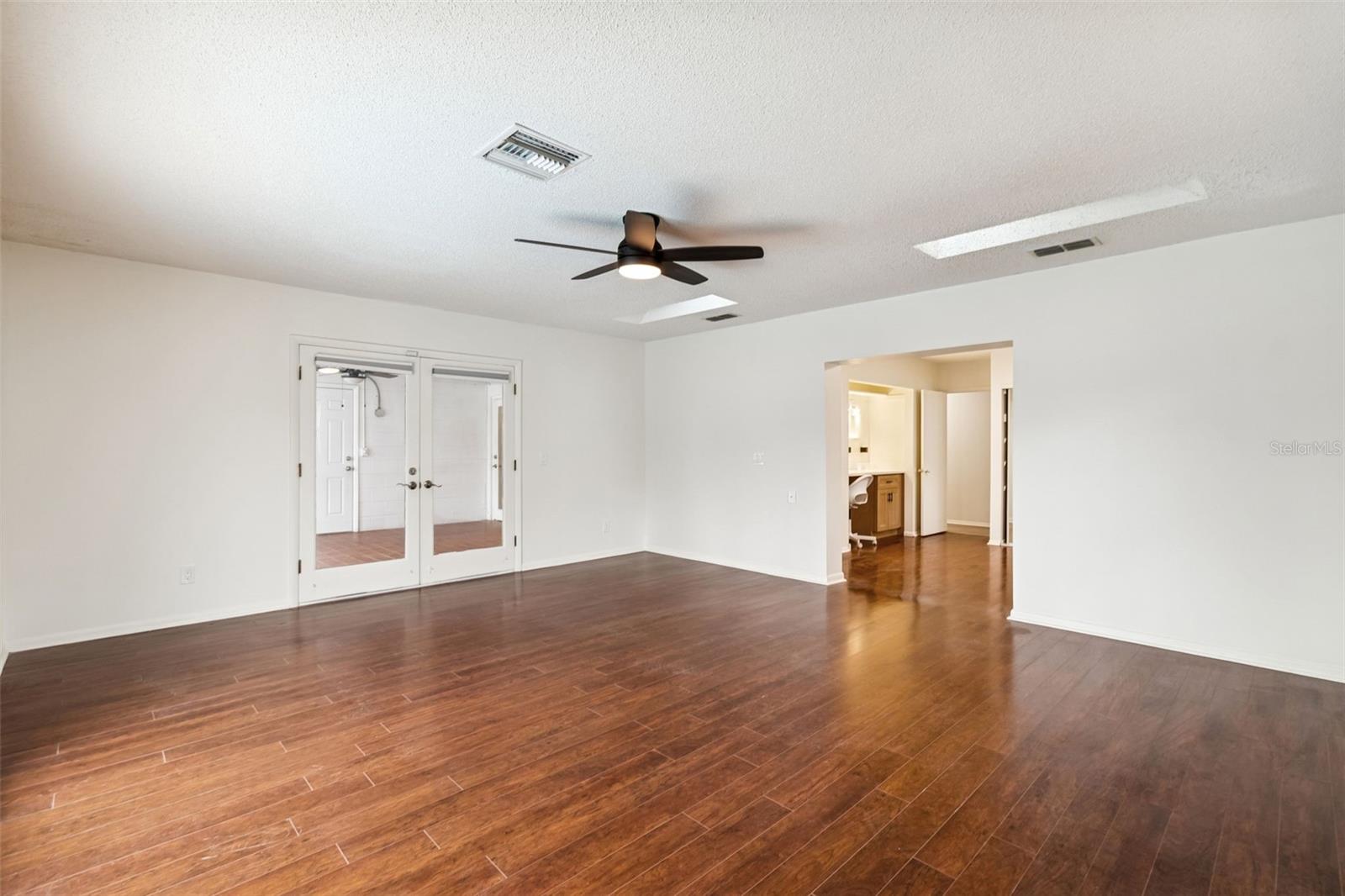 Image 35 of 50 For 2708 Lion Heart Road