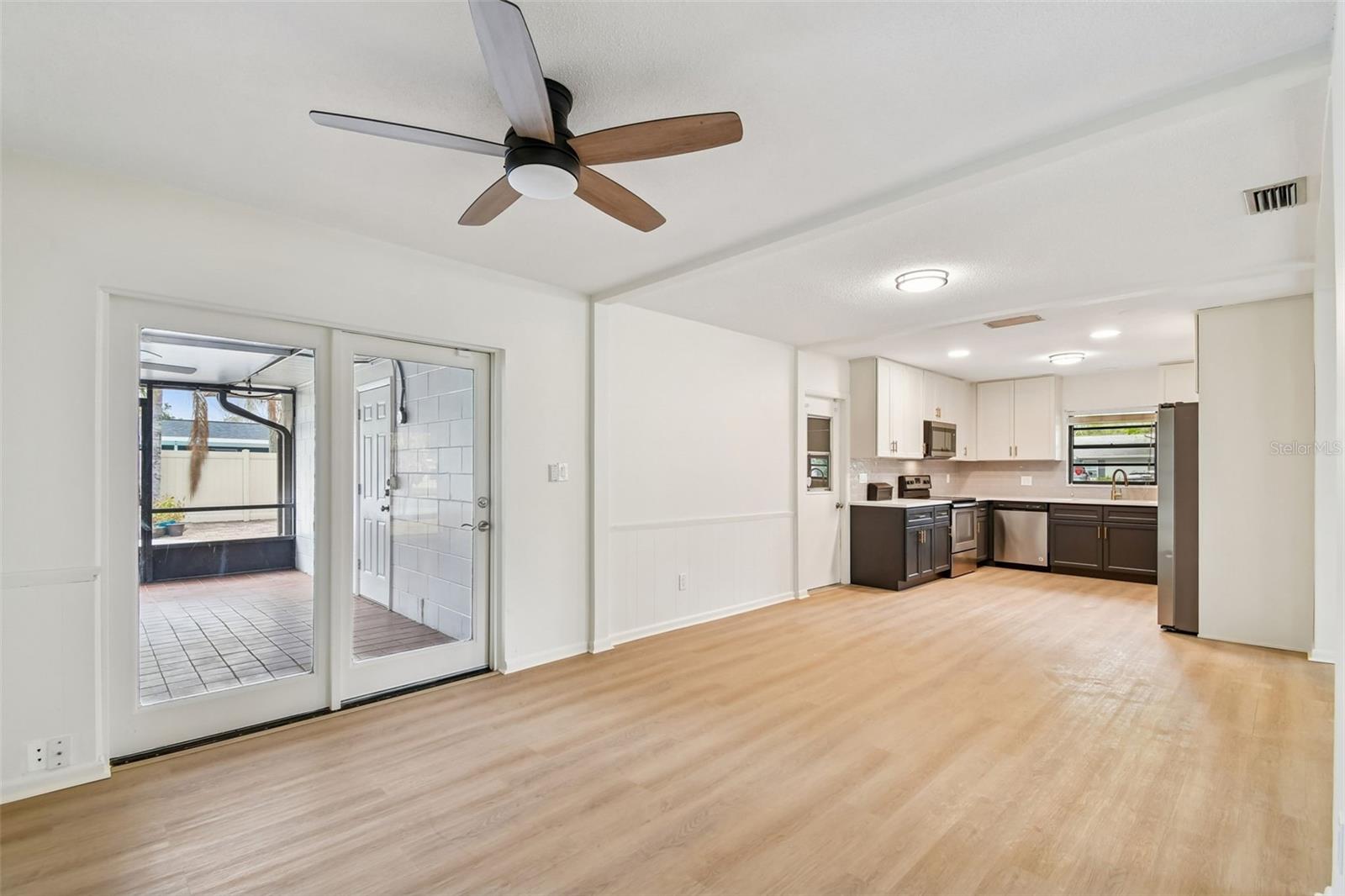 Image 8 of 50 For 2708 Lion Heart Road