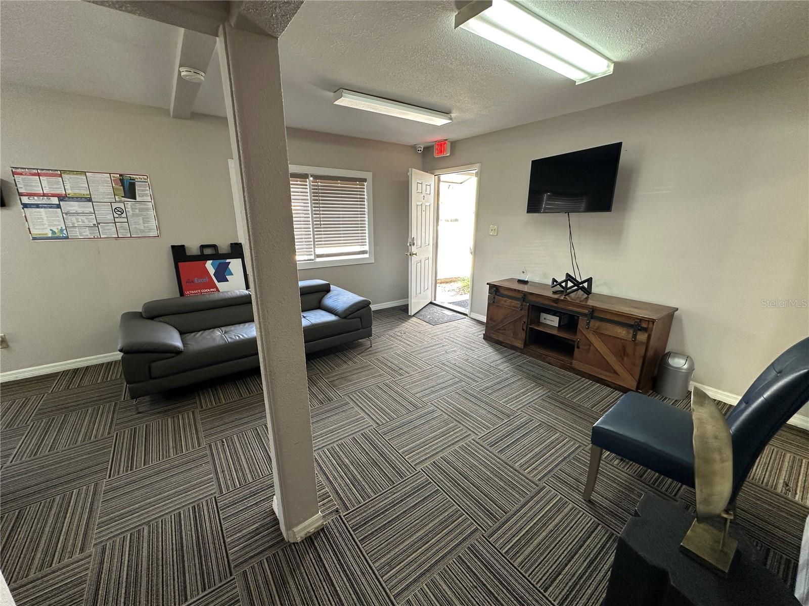 Image 6 of 9 For 1020 Pine Hills Road