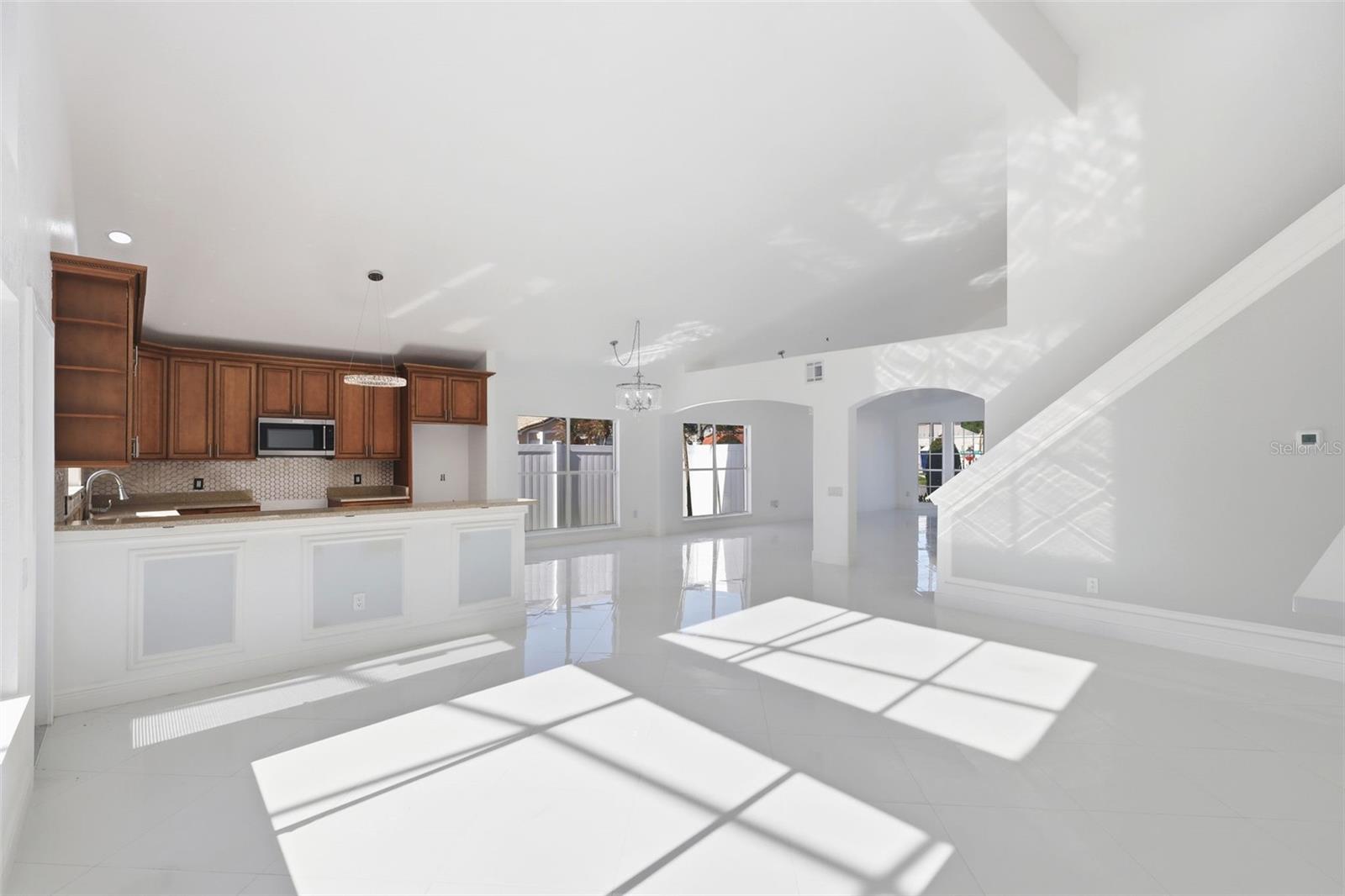 Image 20 of 43 For 3904 Woodsfield Court