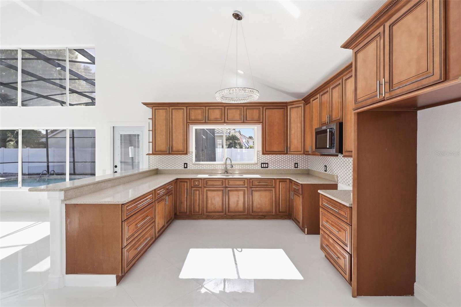 Image 22 of 43 For 3904 Woodsfield Court